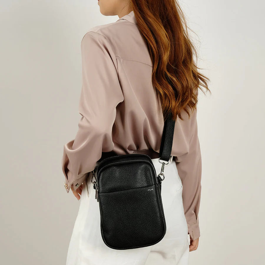 The 'PARK LANE' Crossbody in Black