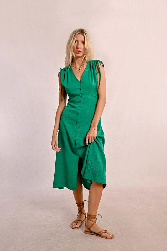 FLOWY MID-LENGTH DRESS
